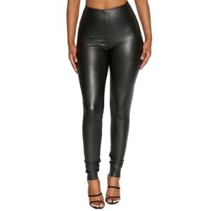 🌼🌻Naked Wardrobe Faux Leather Black Leggings Size M